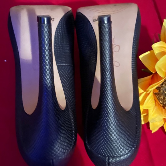 Jessica Simpson - Picture 4 of 4